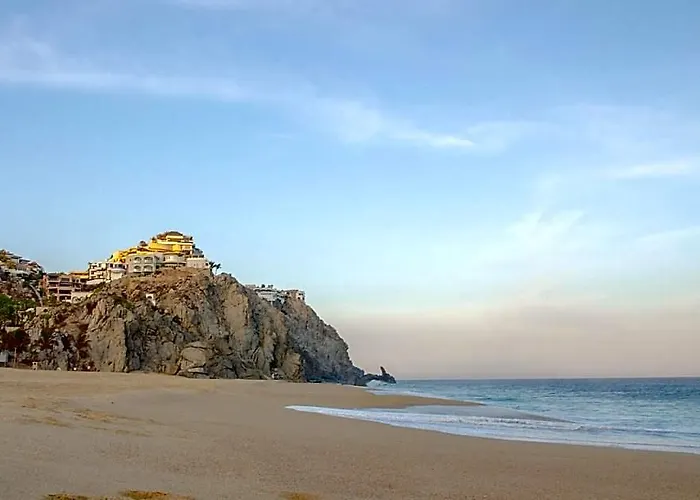 Hotel Pedregal