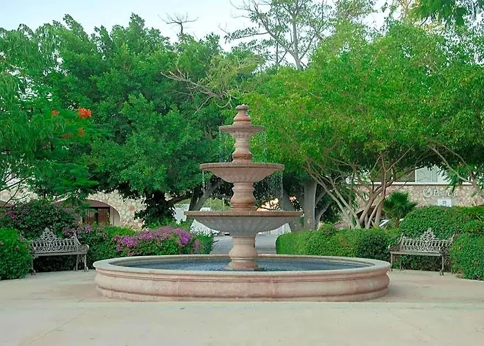 Hotel Pedregal